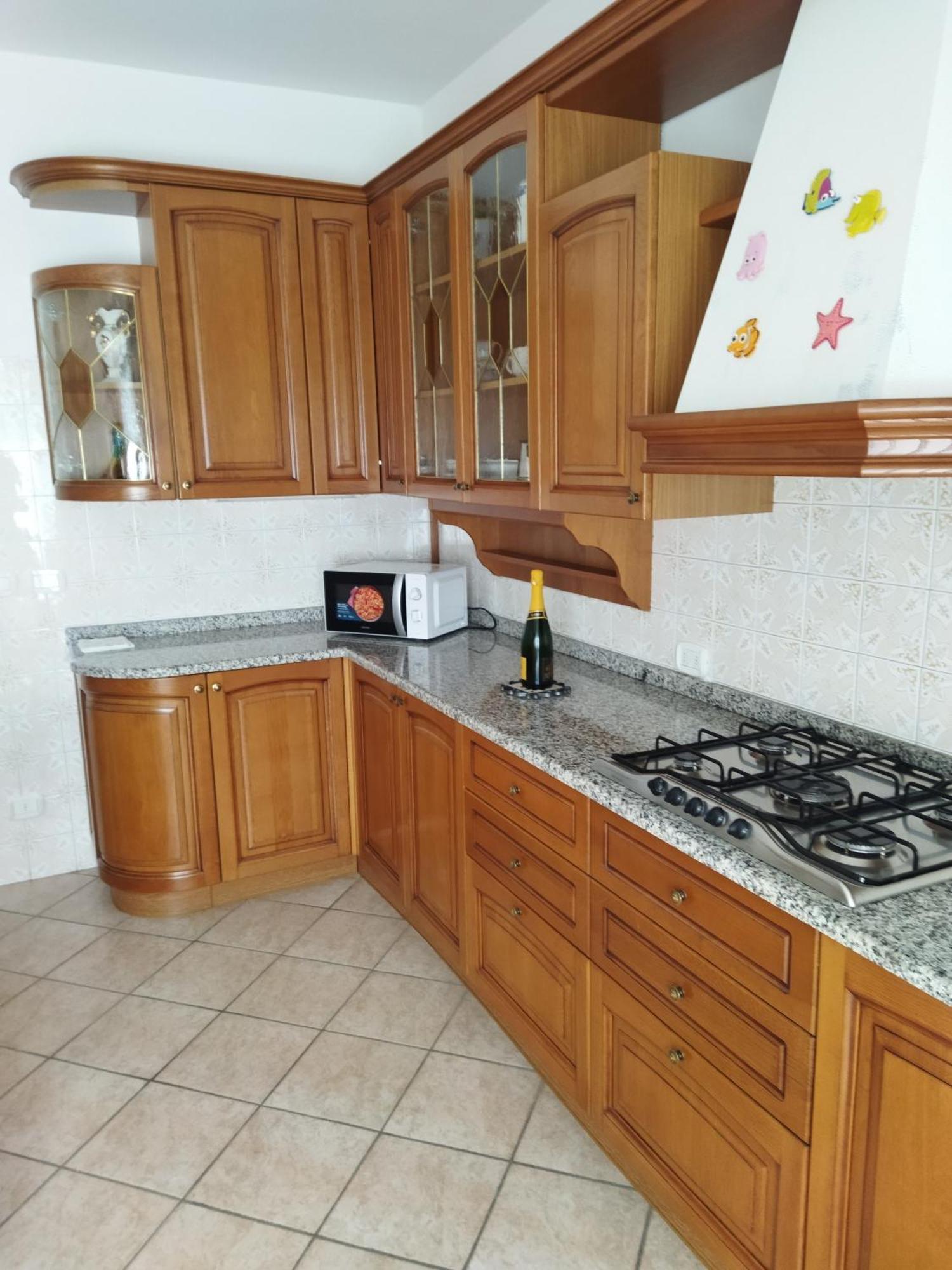 Rose Garden House Wi-Fi Apartment Riva del Garda Bagian luar foto